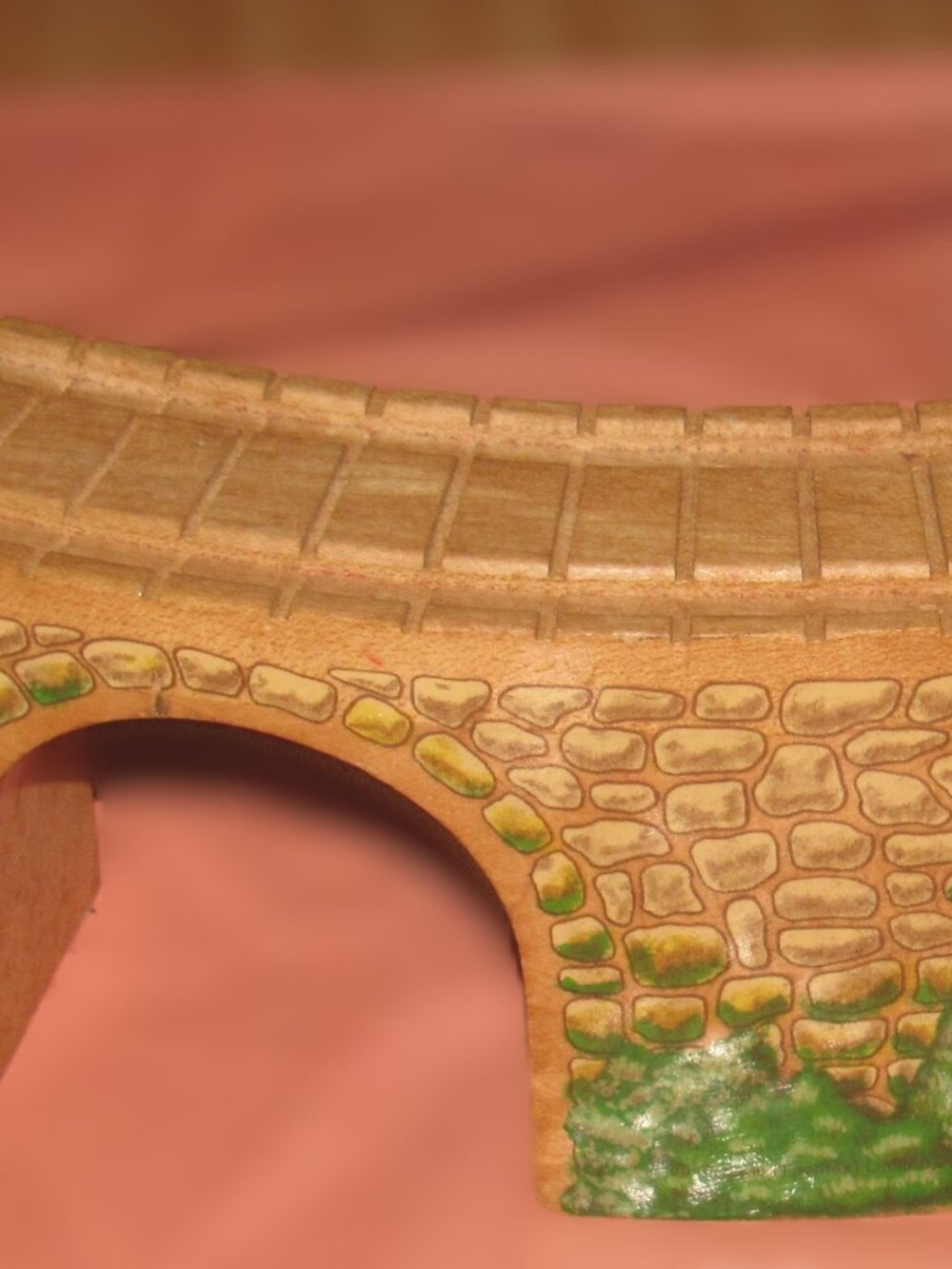 Thomas Wooden Railway Train Engine Track Arched Viaduct Bridge Clickety Clack